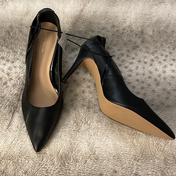 Ann Taylor black leather heels. Work or play. 4 in heel. NWT - Picture 3 of 6